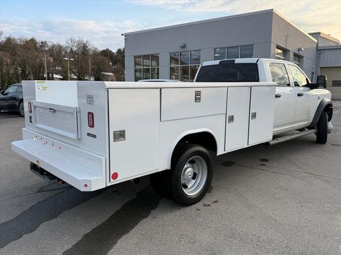 New 2026 RAM 5500 Tradesman w/ Chrome Appearance Group image 4