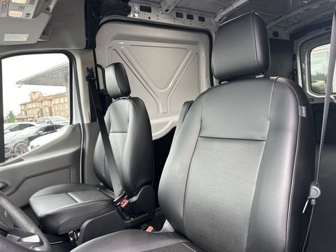 New 2025 Ford Transit 250 148 Medium Roof Extended AWD w/ Load Area Protection Package image 12