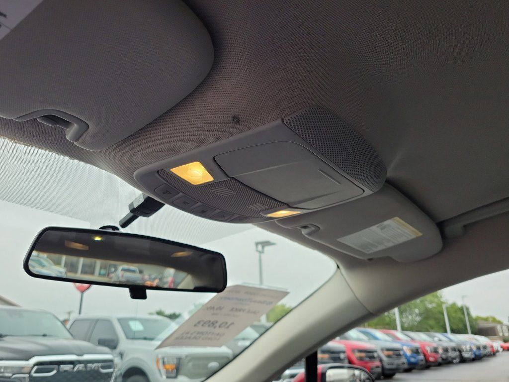 Used 2014 Ford Fusion SE FWD image 30