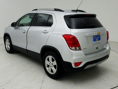 Used 2019 Chevrolet Trax LT w/ LT Convenience Package FWD image 6