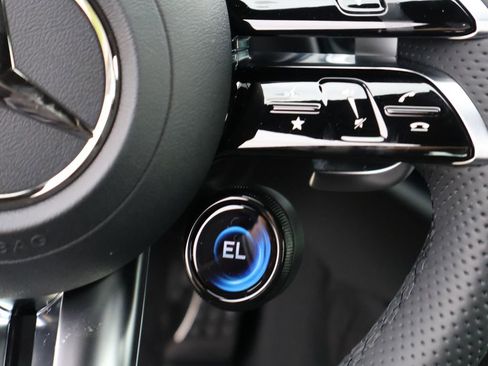 New 2026 Mercedes-Benz E 53 AMG e 4MATIC Sedan image 39