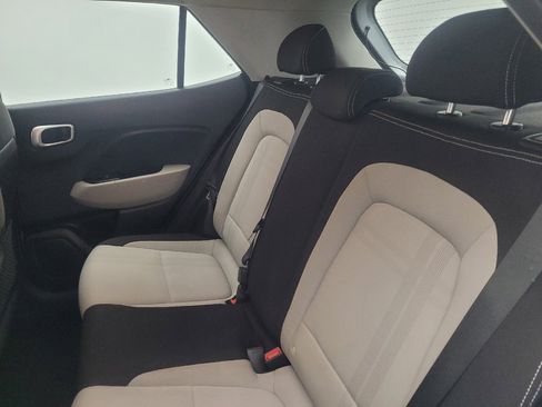 Used 2021 Hyundai Venue SEL FWD image 18