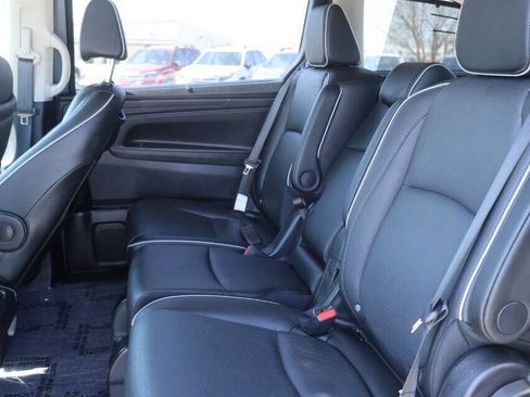 Used 2025 Honda Odyssey Elite image 18