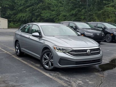 Used 2024 Volkswagen Jetta SE