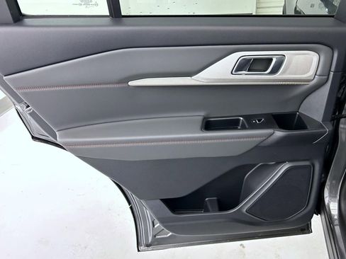 New 2026 Ford Explorer Active AWD/4WD image 22