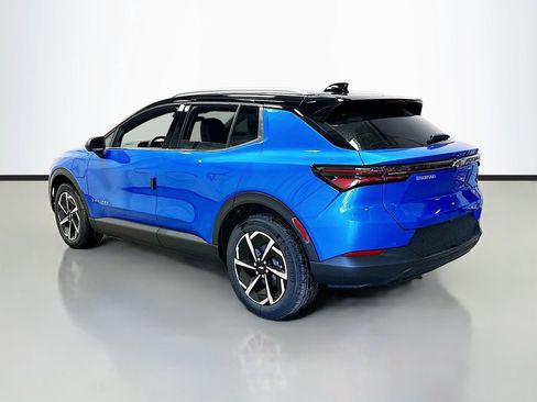 New 2026 Chevrolet Equinox EV LT FWD image 6