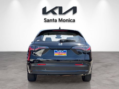 Used 2023 Honda HR-V LX image 5