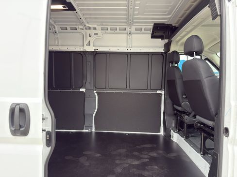 New 2026 RAM ProMaster 2500 w/ Convenience Group image 29