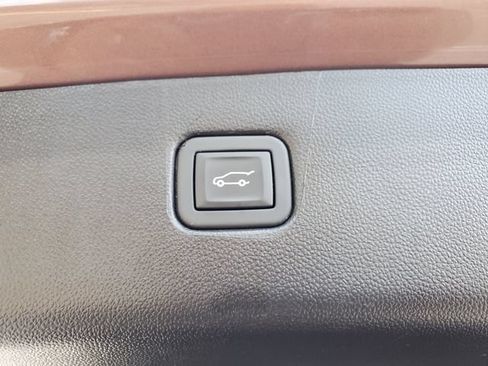 Certified 2024 Chevrolet Blazer LT FWD image 11
