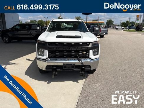 Used 2021 Chevrolet Silverado 2500 W/T w/ WT Fleet Convenience Package AWD/4WD image 4