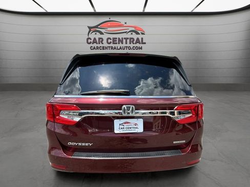 Used 2019 Honda Odyssey Touring image 4
