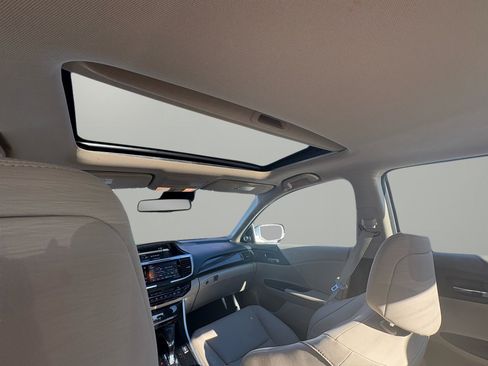 Used 2016 Honda Accord EX-L image 19