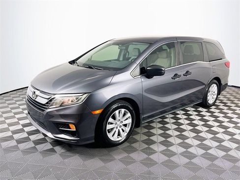 Used 2018 Honda Odyssey LX image 4