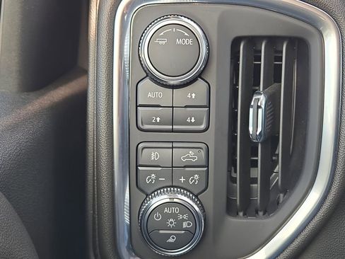 Used 2022 GMC Sierra 3500 SLT w/ Gooseneck/5TH Wheel Package image 31