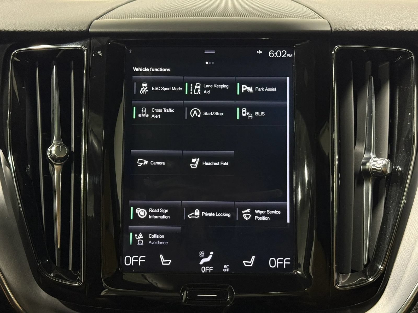Used 2020 Volvo XC60 T5 Momentum AWD/4WD image 53