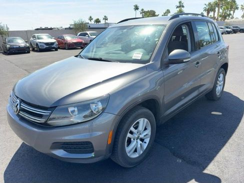 Used 2015 Volkswagen Tiguan S FWD image 1