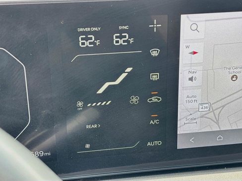Used 2024 Kia EV9 Light Long Range RWD image 16