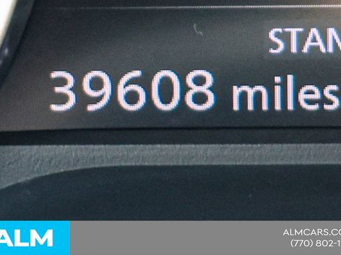 Used 2025 Nissan Rogue SV image 47