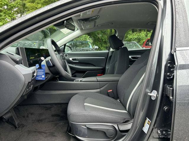 New 2026 Hyundai Sonata Blue FWD image 7