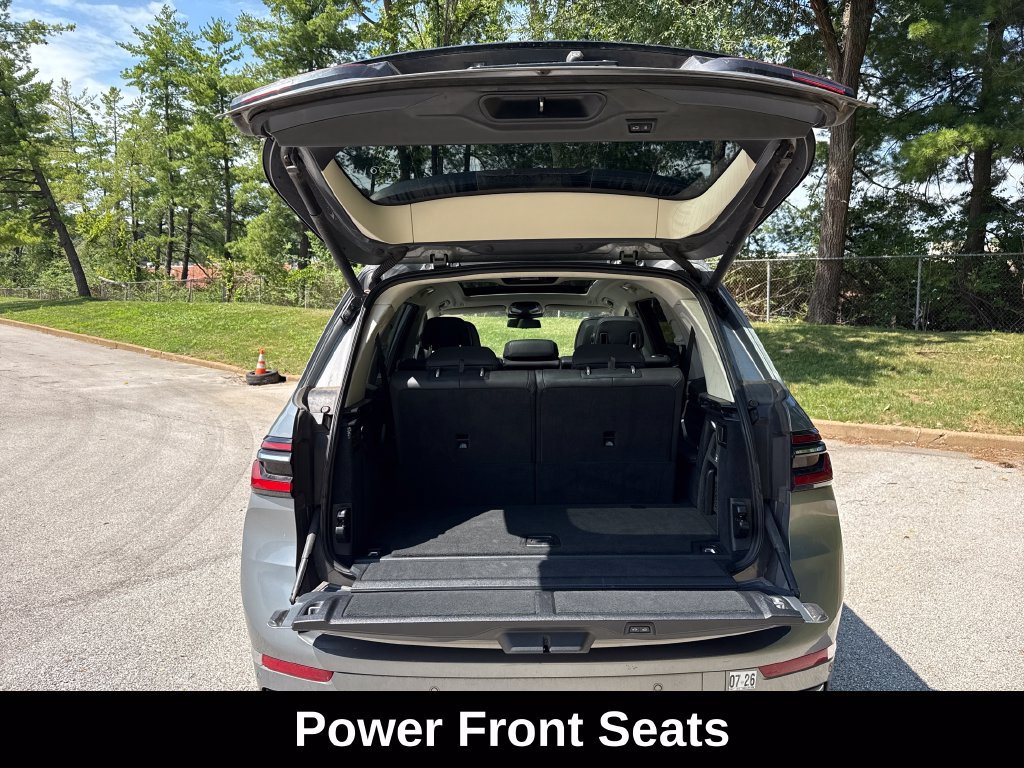 Used 2024 BMW X7 xDrive40i AWD/4WD image 33
