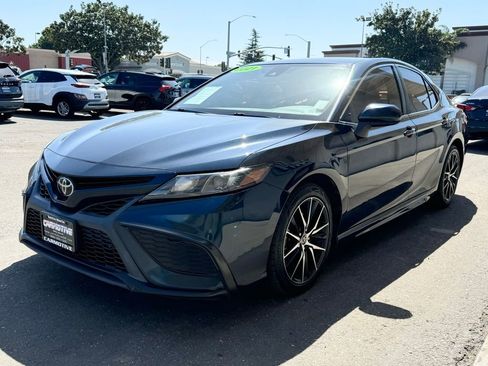 Used 2021 Toyota Camry SE w/ Carpet Mat Package (TMS) FWD image 8