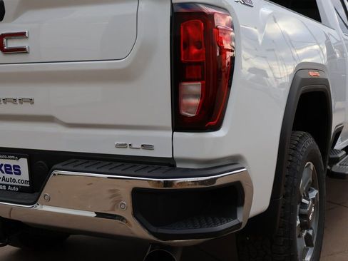 New 2026 GMC Sierra 2500 SLE AWD/4WD image 16