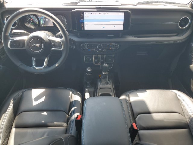 Used 2024 Jeep Wrangler High Altitude AWD/4WD image 3