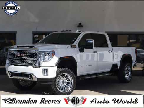 Used 2022 GMC Sierra 2500 Denali image 1