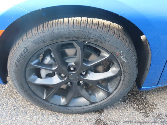 New 2027 Chrysler Pacifica Select AWD/4WD image 15