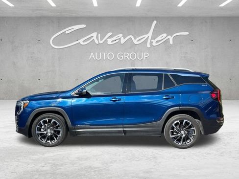 Used 2022 GMC Terrain SLT FWD image 16