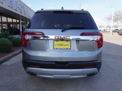 Used 2023 GMC Acadia SLE w/ Driver Convenience Package image 5
