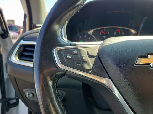 Used 2019 Chevrolet Equinox LT FWD image 22