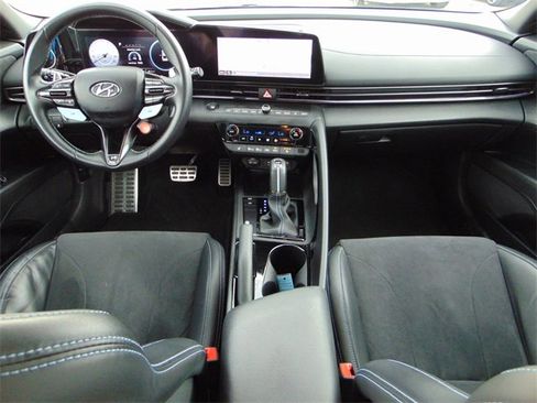 Used 2022 Hyundai Elantra N image 23