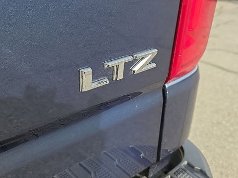 Used 2023 Chevrolet Silverado 1500 LTZ image 9