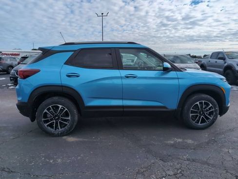 New 2026 Chevrolet TrailBlazer LT w/ Convenience Package AWD/4WD image 9