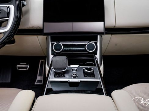 Used 2023 Land Rover Range Rover SE image 33