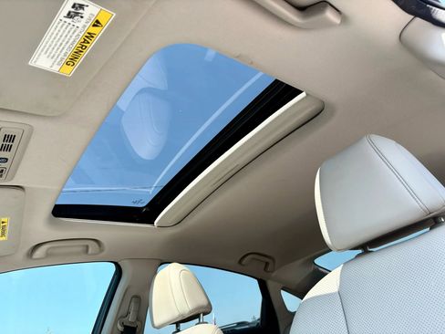 Used 2019 Honda Insight Touring image 21