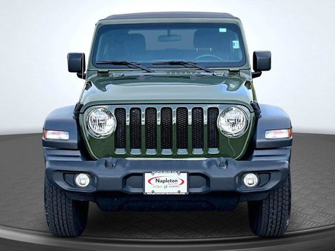 Used 2023 Jeep Wrangler Sport AWD/4WD image 3