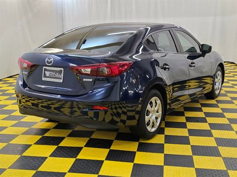 Used 2015 MAZDA MAZDA3 i Sport image 3