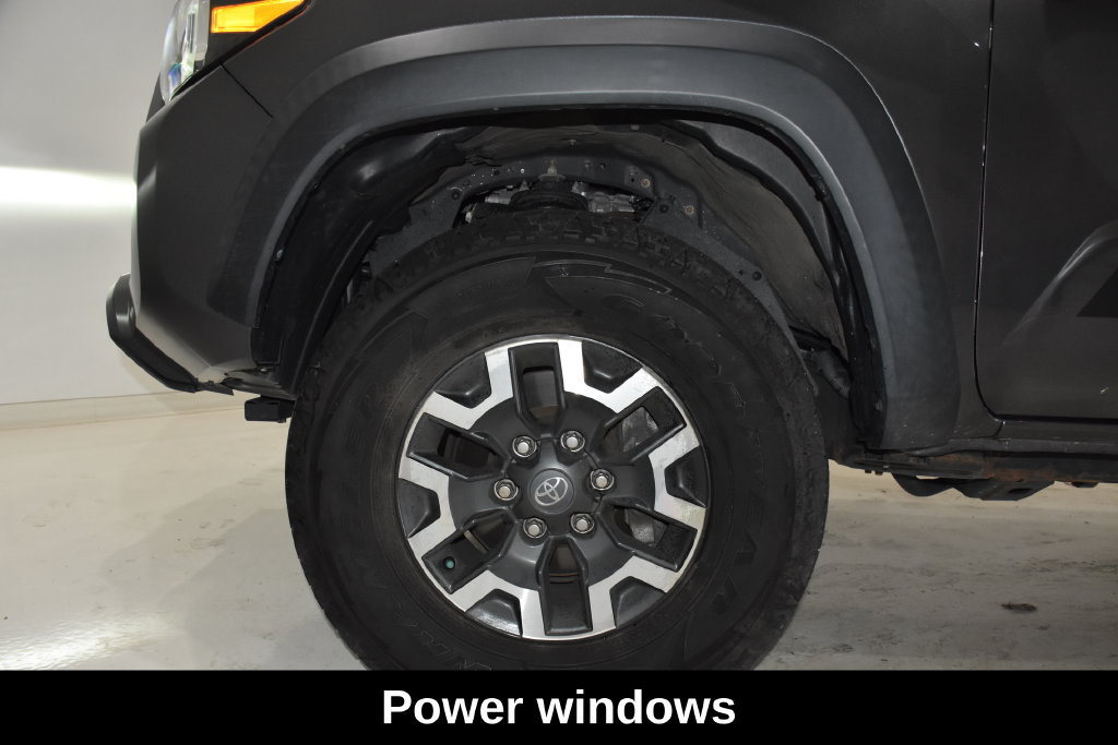 Used 2021 Toyota Tacoma TRD Off-Road w/ TRD Premium Off Road Package AWD/4WD image 10