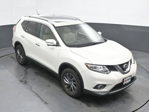 Used 2016 Nissan Rogue SL w/ SL Premium Package AWD/4WD image 32