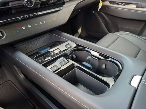 New 2026 Nissan Murano Platinum image 31