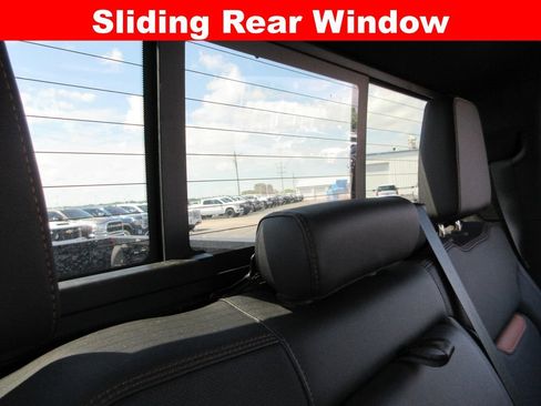 Certified 2020 GMC Sierra 2500 AT4 w/ AT4 Premium Package AWD/4WD image 27