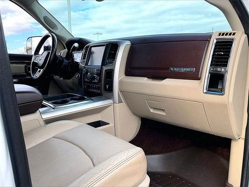 Used 2015 RAM 2500 Laramie w/ Convenience Group image 13