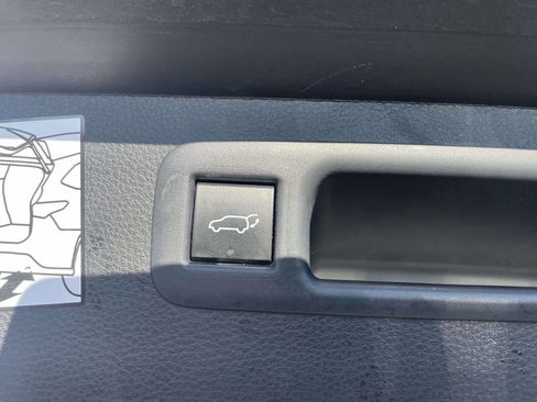 Used 2024 Toyota Highlander XSE image 52