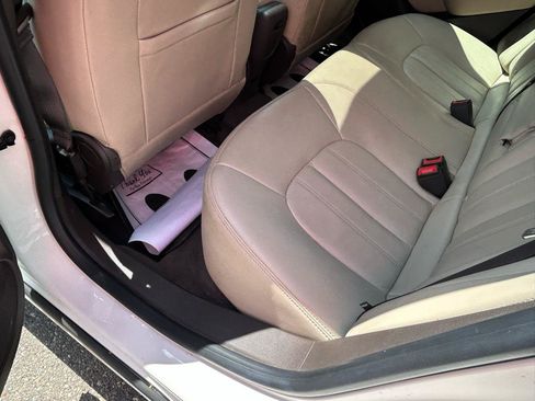 Used 2016 Buick Verano Leather w/ Experience Buick Package FWD image 9