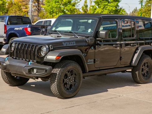Used 2023 Jeep Wrangler Unlimited w/ Sun & Screen Package AWD/4WD image 9