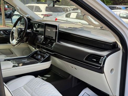 Used 2018 Lincoln Navigator L Black Label w/ Cargo Package image 27