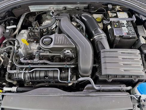 New 2025 Volkswagen Jetta SEL FWD image 32