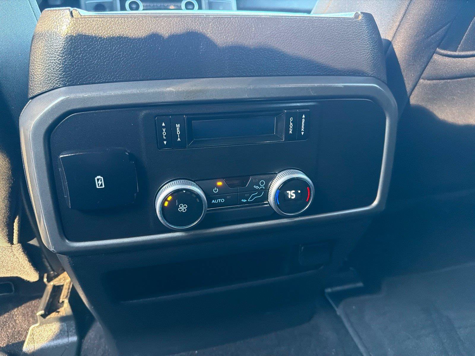 Used 2020 Ford Expedition XLT RWD image 27
